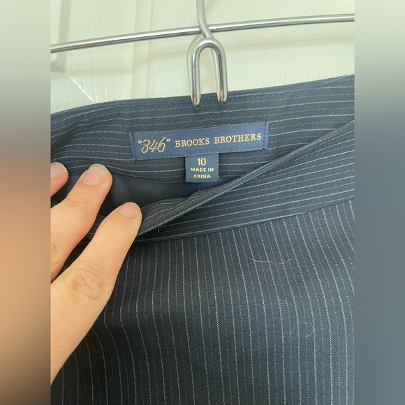 Brooks Brothers navy blue pin stripe skirt size 10 - Picture 4 of 8